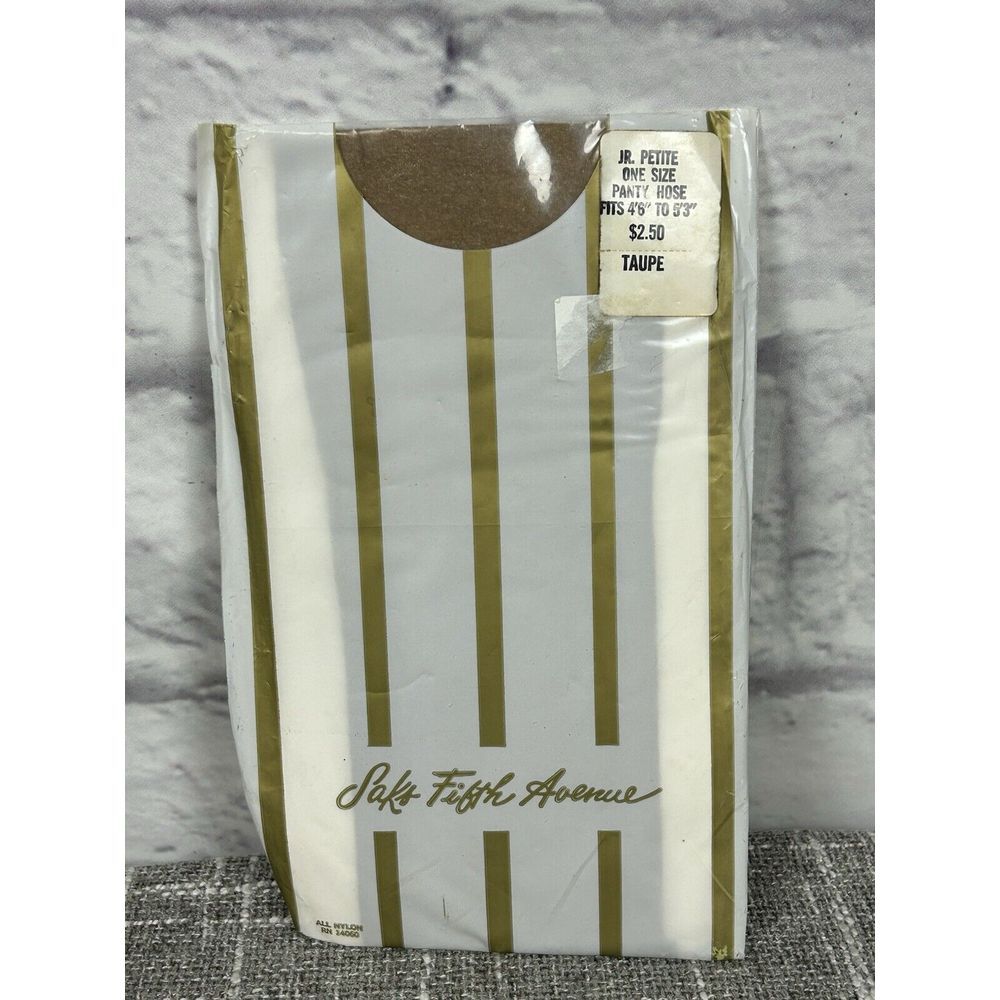 Saks‎ Fifth Avenue Vintage Pantyose Nylons Hosiery Taupe Junior Petite OS 70s